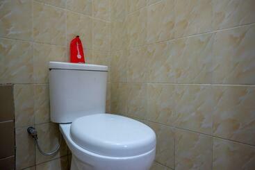 بنسيون Reddoorz Near Stasiun Kebumen