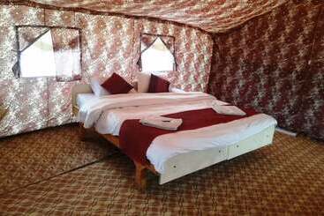 فندق Mountain Camp