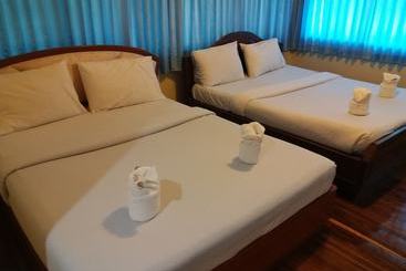 호텔 Phuaob Namsai Country Resort
