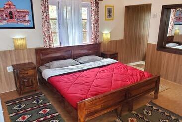 酒店 Tehri Retreat By Himalayan Eco Lodges
