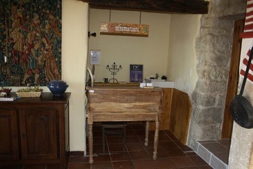 تختخواب و صبحانه L Auberge Médiévale  Maison D Hôtes