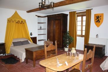 تختخواب و صبحانه L Auberge Médiévale  Maison D Hôtes