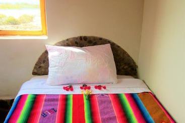 هتل Luquina Utama Lodge