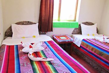 هتل Luquina Utama Lodge