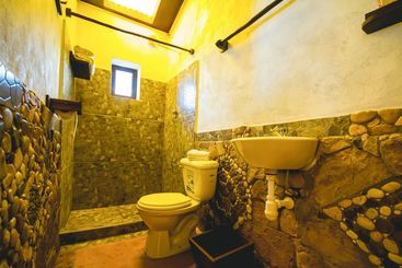 هتل Luquina Utama Lodge