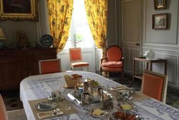 Bed and Breakfast Le Chateau D Asnieres En Bessin