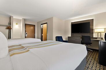 Surestay Plus Hotel By Best Western Tulsa East