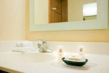 هتل Towneplace Suites By Marriott Newark Silicon Valley