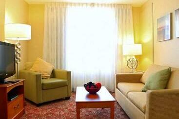 هتل Towneplace Suites By Marriott Newark Silicon Valley