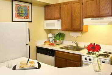 هتل Towneplace Suites By Marriott Newark Silicon Valley