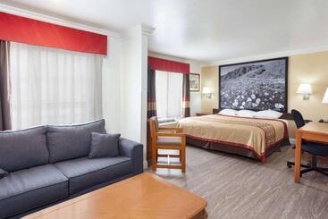 מוטל Super 8 By Wyndham Santa Clarita/valencia