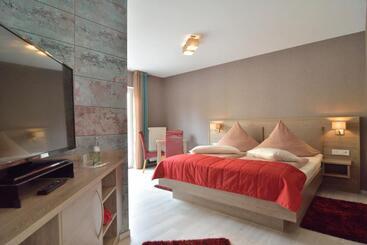 בית מלון כפרי Restaurant Weingut Kapellenhof