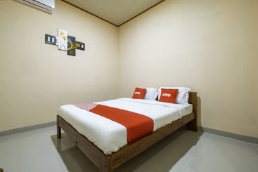 Hotel Reddoorz Syariah Near Tugu Lampu Gentur Cianjur