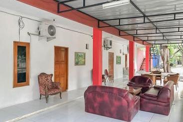 هتل Rumah Panggung Guest House Syariah Mitra Reddoorz