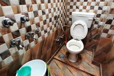 پانسیون Room In Guest Room   Posh S Delhi Foreigners Area, Lajpat Nagar