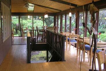 تختخواب و صبحانه Volcano Inn