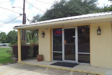 Starlite Motel Many