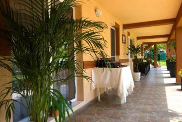پانسیون Casa Antonia