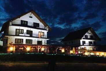 פנסיון Complex Turistic Casianna & Spa