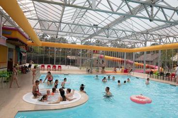 استراحتگاه Camping Blauwe Meer Nv