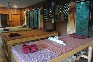 فندق Khao Sok Island Resort And Spa