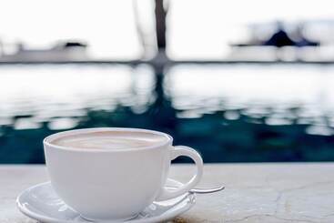 فندق Kokomo Resort Gili Gede