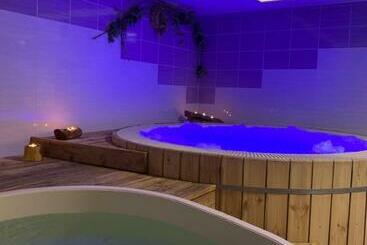 פנסיון Rodinný Wellness Hotel U Langrů
