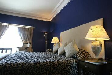 Athenaeum House Hotel