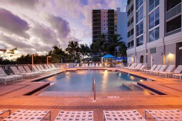 فندق Gullwing Beach Resort