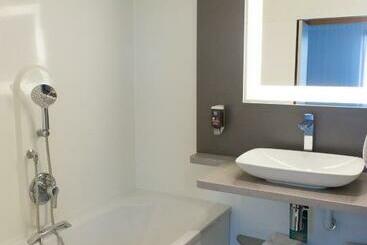 هتل Ibis Styles Lille Aeroport