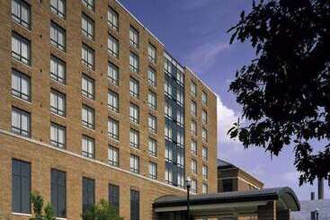 هتل The Blackwell Inn And Pfahl Conference Center