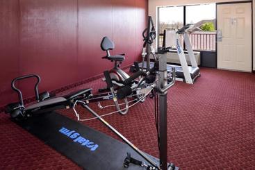 مُتل Ramada By Wyndham Branson