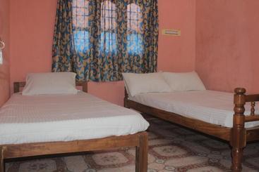 پانسیون Auro Gp Guest House