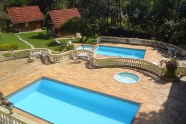 호스텔 Pousada Casa Amarela