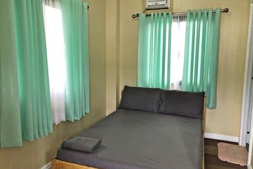 هاستل Racadisson Tourist Inn