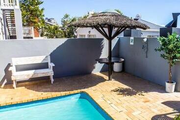 פנסיון Mulenvo Guest House