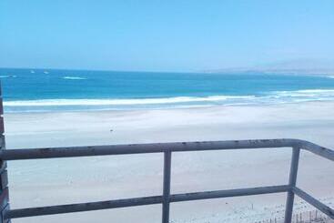 هتل Meflo Playa Grande