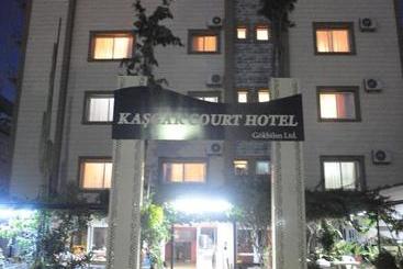 هتل Kasgar Court