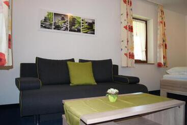 בית מלון כפרי Das Gästehaus Eimeldingen