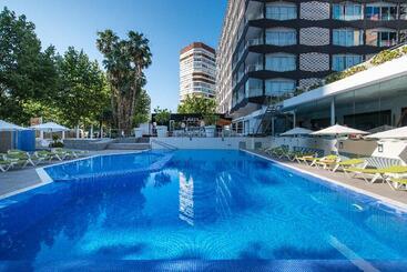 هتل آپارتمان Climia Belroy 4 Sup