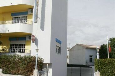 هتل Azul Praia