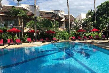 هتل Coconut Village Resort Phuket   Sha Extra Plus