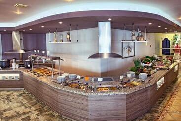 Luna Beach Hotel   All Inclusive