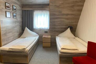 בית מלון כפרי Penzion Logla