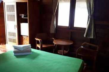 هتل Baan Lee Bungalows