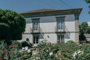 هتل Casa Dos Pombais
