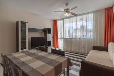 Aparthotel Optimist Tenerife