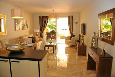 استراحتگاه Chayofa Country Club