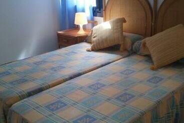 Жильё для туристов Apartamentos Playa Los Barqueros