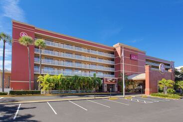 فندق Ramada By Wyndham Tampa Westshore Airport South